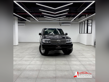 Toyota  Land Cruiser  GX  2006  Manual  378,000 Km  6 Cylinder  Four Wheel Drive (4WD)  SUV  Black