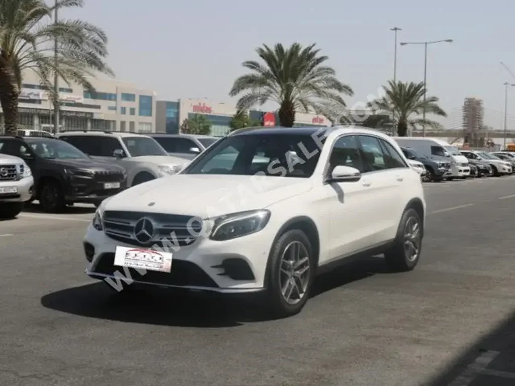 Mercedes-Benz  GLC  300  2016  Automatic  57,600 Km  4 Cylinder  Four Wheel Drive (4WD)  SUV  White