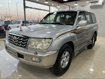 Toyota  Land Cruiser  GXR  2007  Automatic  346,000 Km  6 Cylinder  Four Wheel Drive (4WD)  SUV  Sky Blue