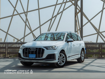 Audi  Q7  4 Cylinder  SUV ( AWD )  White  2022
