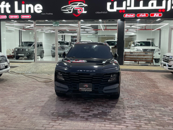 Jetour  Dashing  Luxury  2024  Automatic  15,000 Km  4 Cylinder  Front Wheel Drive (FWD)  SUV  Black  With Warranty