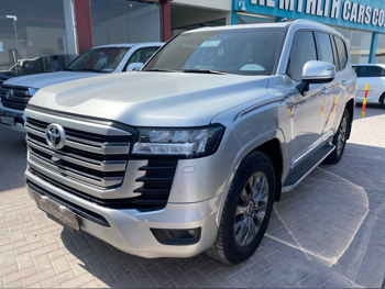 Toyota  Land Cruiser  GXR Twin Turbo  2022  Automatic  144,000 Km  6 Cylinder  Four Wheel Drive (4WD)  SUV  Silver