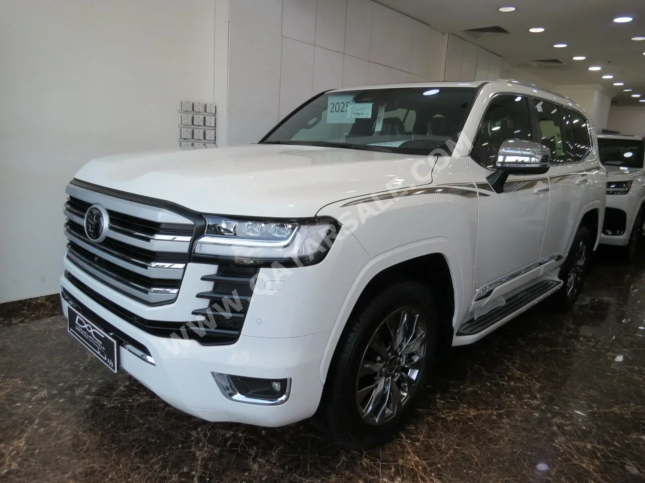 Toyota  Land Cruiser  VXR Twin Turbo  2025  Automatic  0 Km  6 Cylinder  Four Wheel Drive (4WD)  SUV  White  With Warranty
