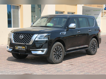 نيسان  باترول  اس اي  2013  اوتوماتيك  240,000 كم  8 سلندر  دفع رباعي  اس يو في  أسود