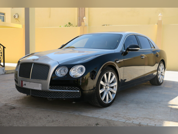 Bentley  Continental  Flying Spur  2015  Automatic  213,000 Km  12 Cylinder  All Wheel Drive (AWD)  Sedan  Black and Silver