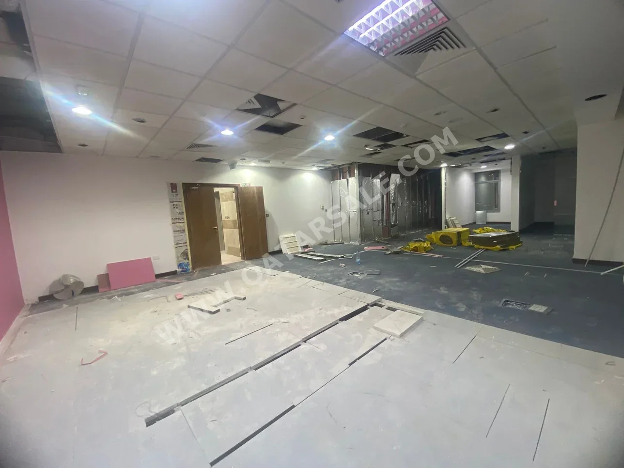 Commercial Offices - Not Furnished  - Doha  - Al Sadd