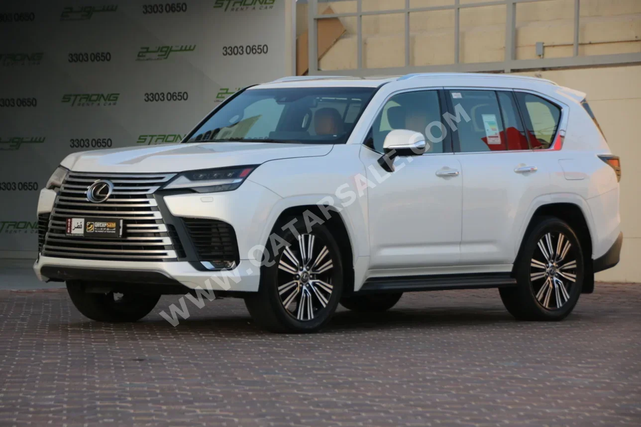 Lexus  LX  600 Luxury  2023  Automatic  51,000 Km  6 Cylinder  Four Wheel Drive (4WD)  SUV  White  With Warranty