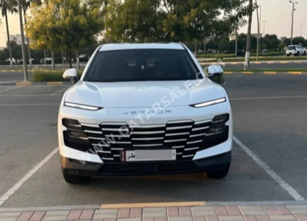 Jetour  Dashing  2024  Automatic  18,900 Km  4 Cylinder  Four Wheel Drive (4WD)  SUV  White  With Warranty