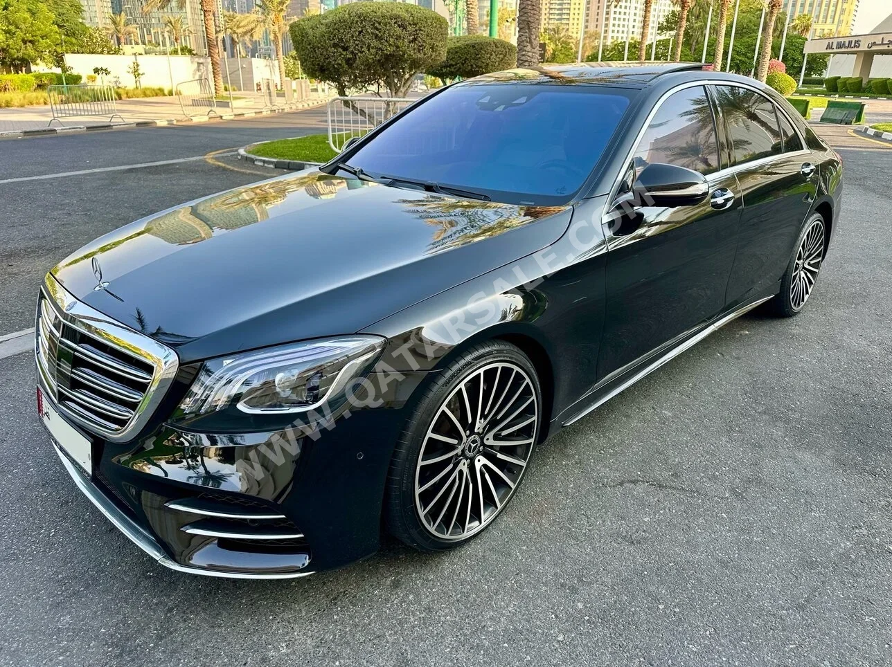 Mercedes-Benz  S-Class  500 AMG  2015  Automatic  78,000 Km  8 Cylinder  Rear Wheel Drive (RWD)  Sedan  Black