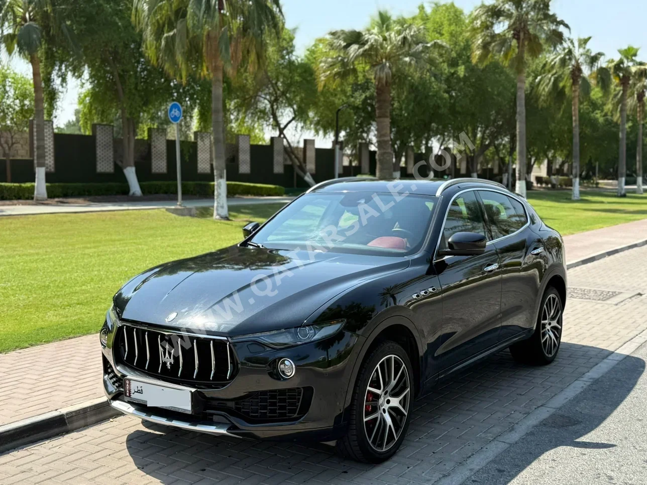 Maserati  Levante  2017  Automatic  62,000 Km  6 Cylinder  Four Wheel Drive (4WD)  SUV  Black