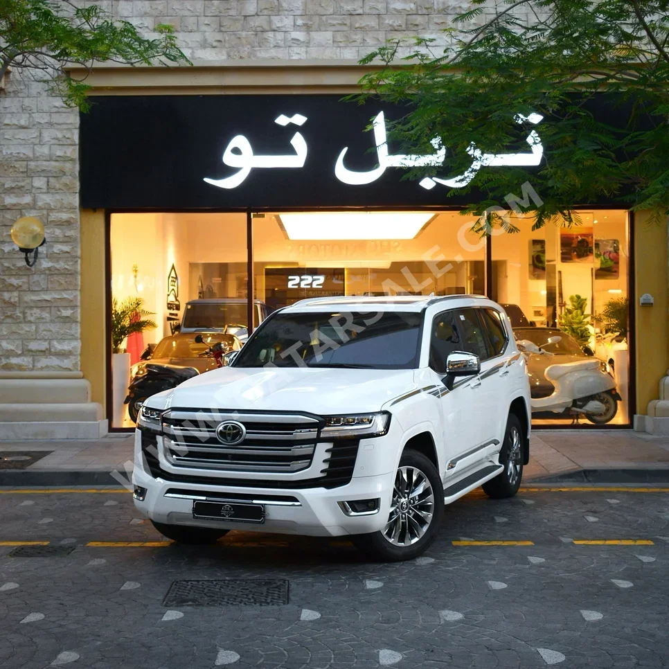 تويوتا  لاند كروزر  في اكس ار توين توربو  2024  اوتوماتيك  5,260 كم  6 سلندر  دفع رباعي  اس يو في  أبيض  تحت الضمان