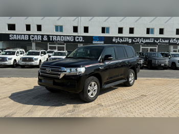 Toyota  Land Cruiser  GXR  2021  Automatic  97,000 Km  6 Cylinder  Four Wheel Drive (4WD)  SUV  Black