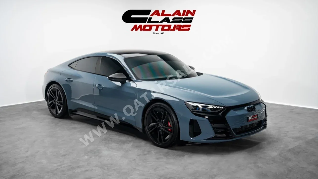 Audi  E-Tron  RS  2024  Automatic  5,591 Km  0 Cylinder  All Wheel Drive (AWD)  Sedan  Dark Blue