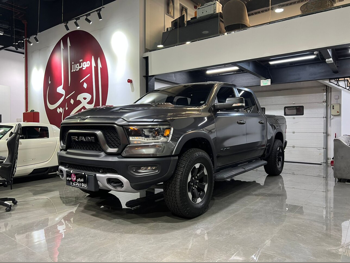Dodge  Ram  Rebel  2021  Automatic  90,000 Km  8 Cylinder  Four Wheel Drive (4WD)  Pick Up  Gray