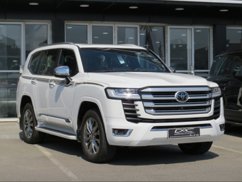 Toyota  Land Cruiser  VXR Twin Turbo  2023  Automatic  27,000 Km  6 Cylinder  Four Wheel Drive (4WD)  SUV  White  With Warranty