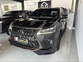 لكزس  ال اكس  570 اس بلاك ايديشن  2019  اوتوماتيك  219,000 كم  8 سلندر  دفع رباعي  اس يو في  أسود