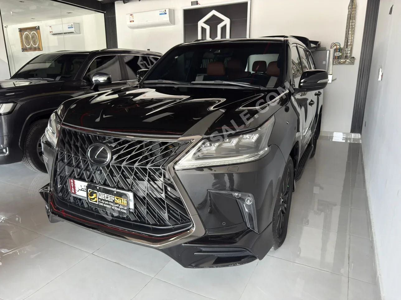 لكزس  ال اكس  570 اس بلاك ايديشن  2019  اوتوماتيك  219,000 كم  8 سلندر  دفع رباعي  اس يو في  أسود