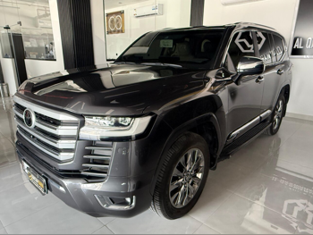 Toyota  Land Cruiser  VXR Twin Turbo  2023  Automatic  62,000 Km  6 Cylinder  Four Wheel Drive (4WD)  SUV  Gray  With Warranty