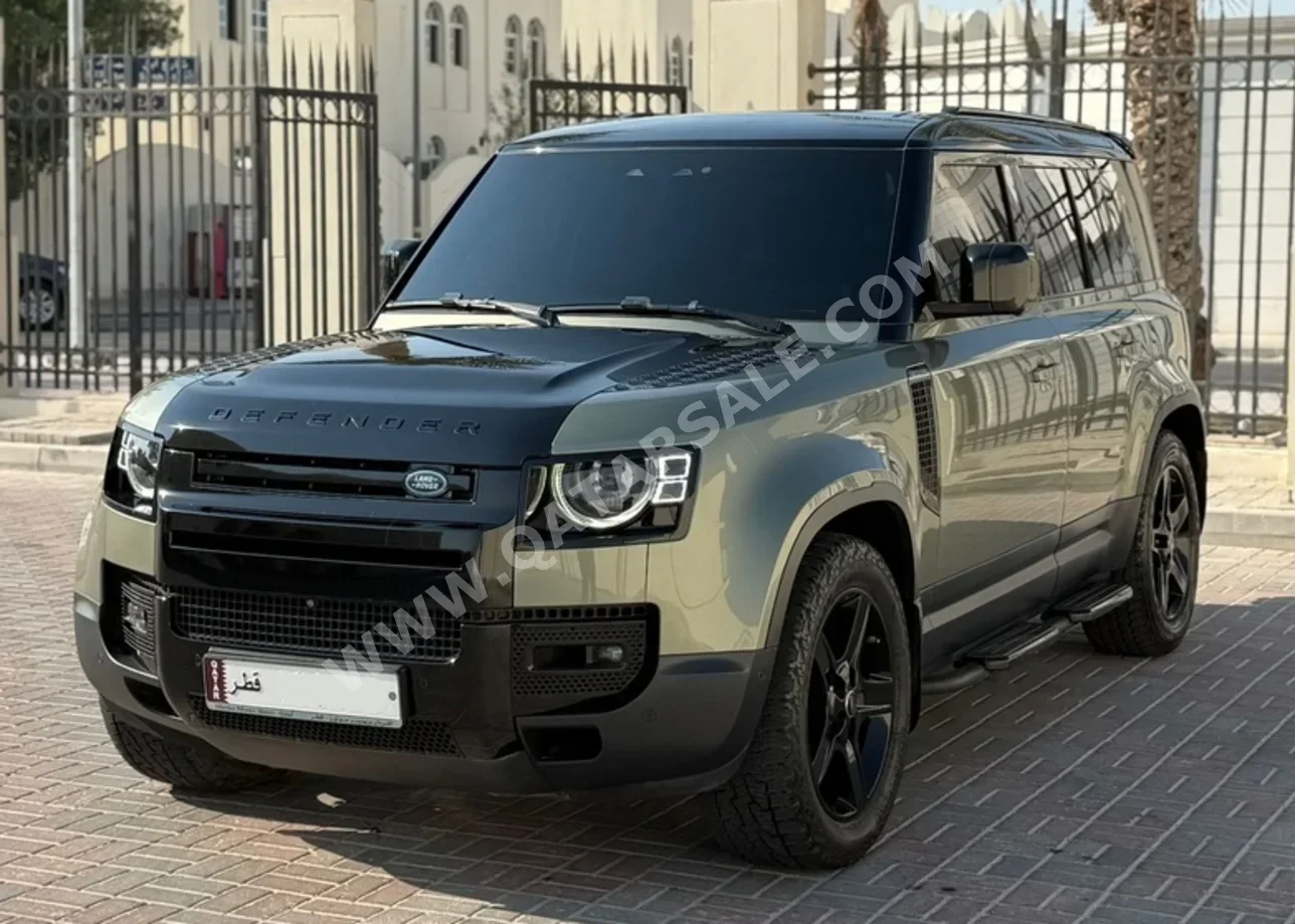 لاند روفر  ديفيندر  110 اس اي  2020  اوتوماتيك  130,000 كم  4 سلندر  دفع رباعي  اس يو في  أخضر
