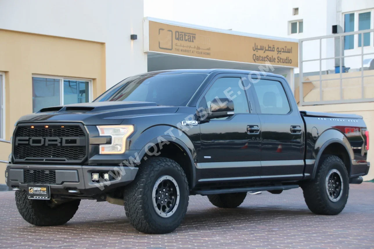 فورد  أف  150  2015  اوتوماتيك  136,000 كم  6 سلندر  دفع رباعي  بيكب  أسود