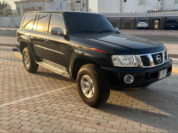 Nissan  Patrol  Safari  2015  Manual  180,000 Km  6 Cylinder  Four Wheel Drive (4WD)  SUV  Black