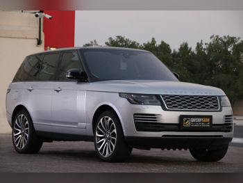 Land Rover  Range Rover  Vogue HSE  2018  Automatic  79,000 Km  6 Cylinder  Four Wheel Drive (4WD)  SUV  Silver