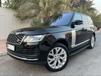 Land Rover  Range Rover  Vogue  2020  Automatic  43,300 Km  6 Cylinder  Four Wheel Drive (4WD)  SUV  Black and Silver  With Warranty