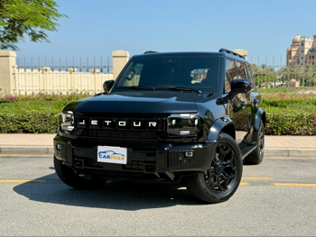Jetour  T2  Luxury  2025  Automatic  12,000 Km  4 Cylinder  Four Wheel Drive (4WD)  SUV  Black  With Warranty