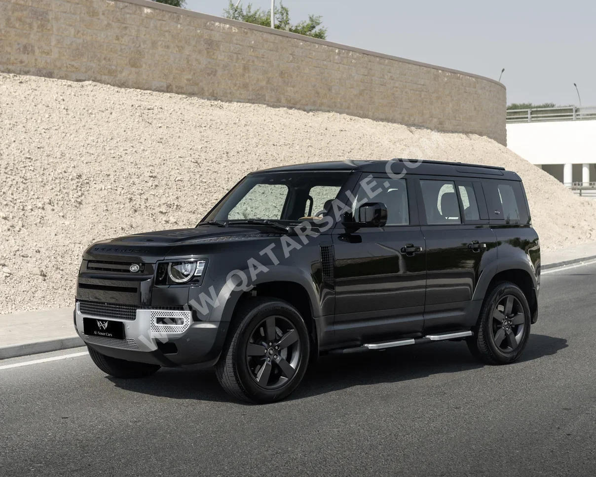 Land Rover  Defender  110  2023  Automatic  59,000 Km  6 Cylinder  Four Wheel Drive (4WD)  SUV  Black  With Warranty