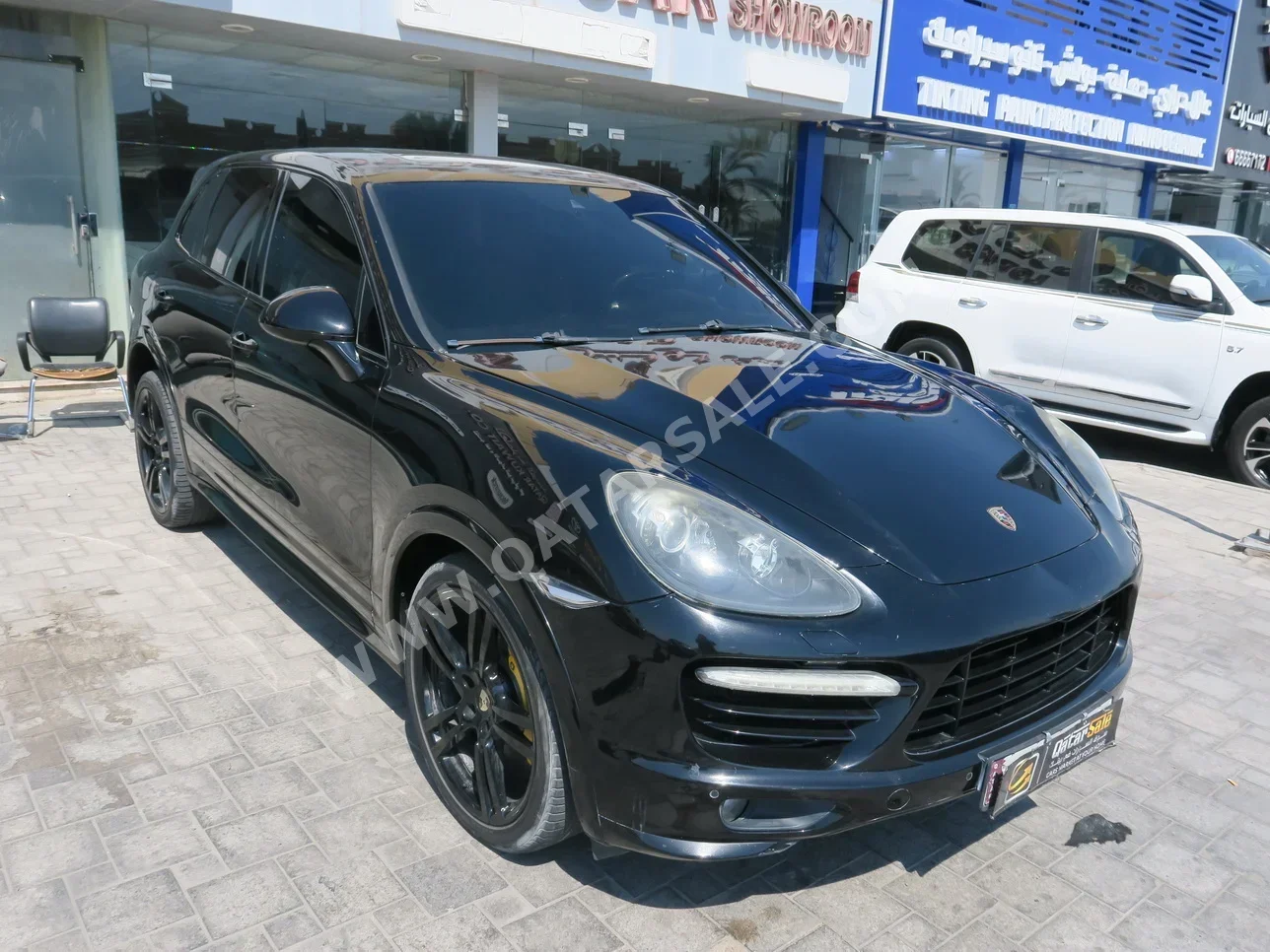 Porsche  Cayenne  Turbo S  2014  Automatic  185,000 Km  8 Cylinder  Four Wheel Drive (4WD)  SUV  Black