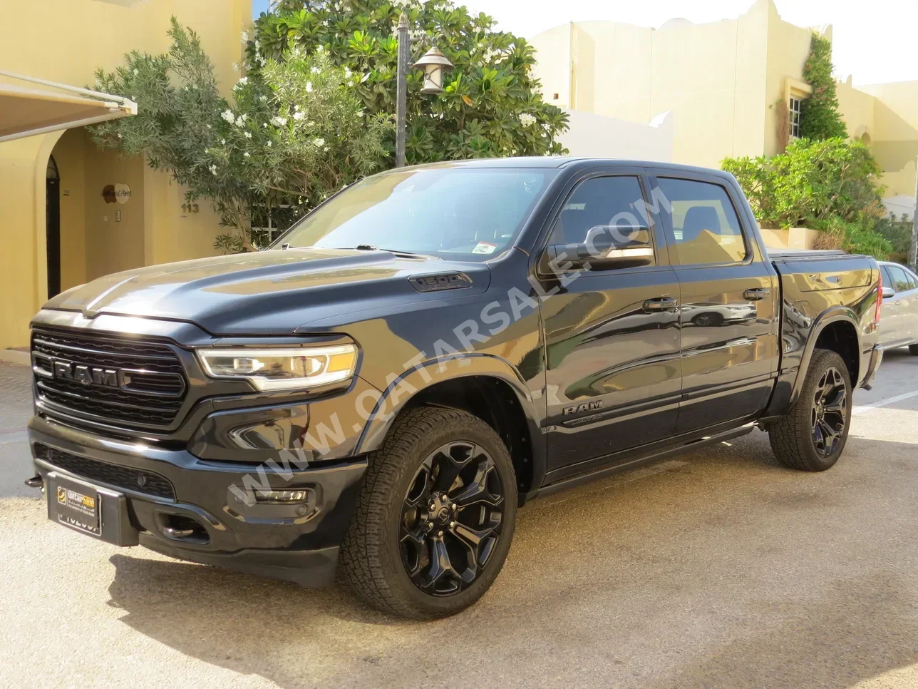 Dodge  Ram  Limited  2020  Automatic  109,000 Km  8 Cylinder  Four Wheel Drive (4WD)  Pick Up  Black  With Warranty