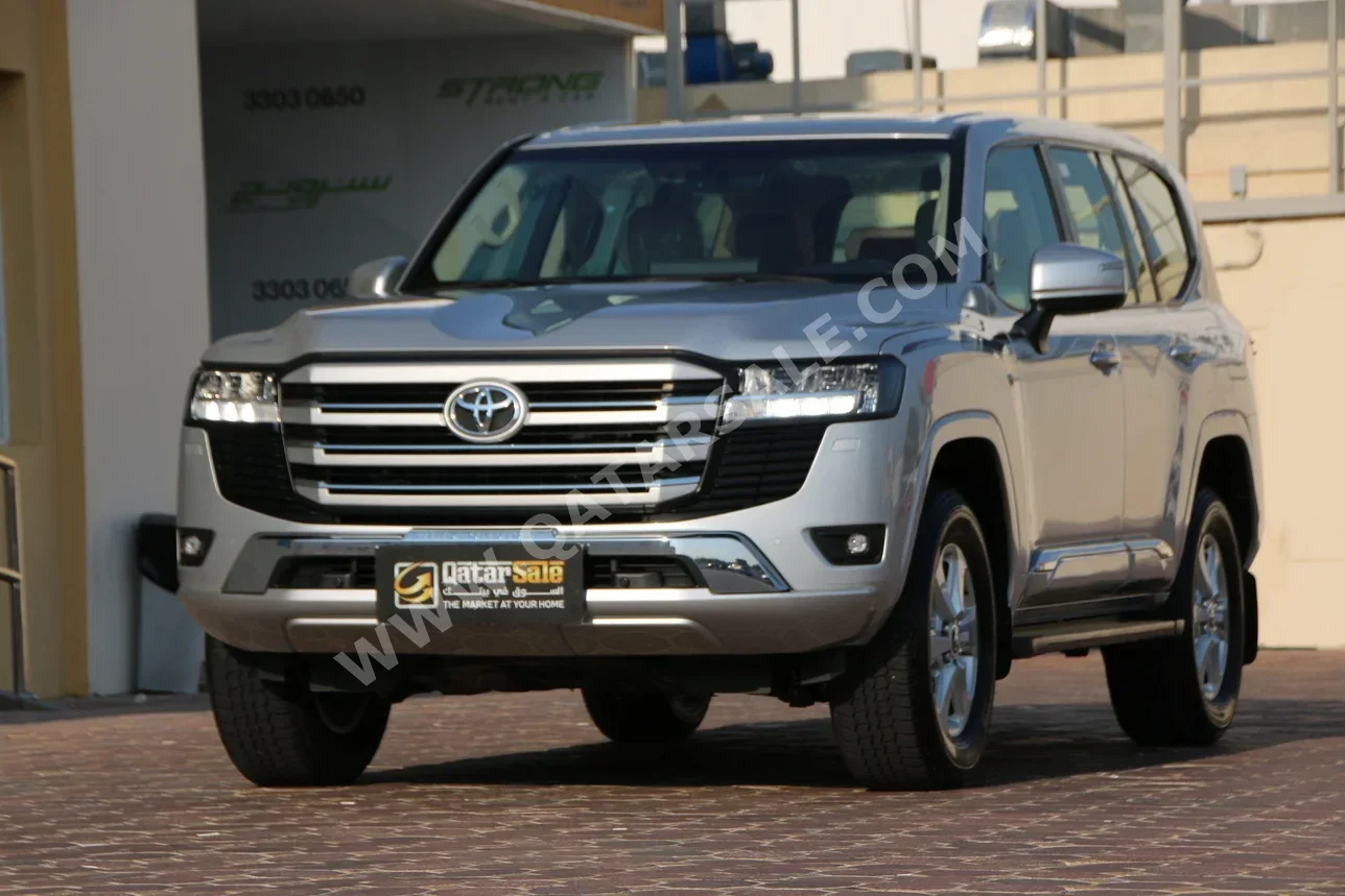 Toyota  Land Cruiser  GXR  2024  Automatic  69,000 Km  6 Cylinder  Four Wheel Drive (4WD)  SUV  Silver  With Warranty