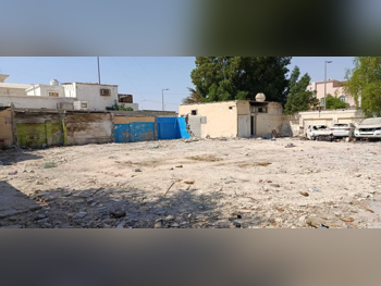 اراضي للبيع في الدوحة  - مدينة خليفة الشمالية  -المساحة 750 متر مربع