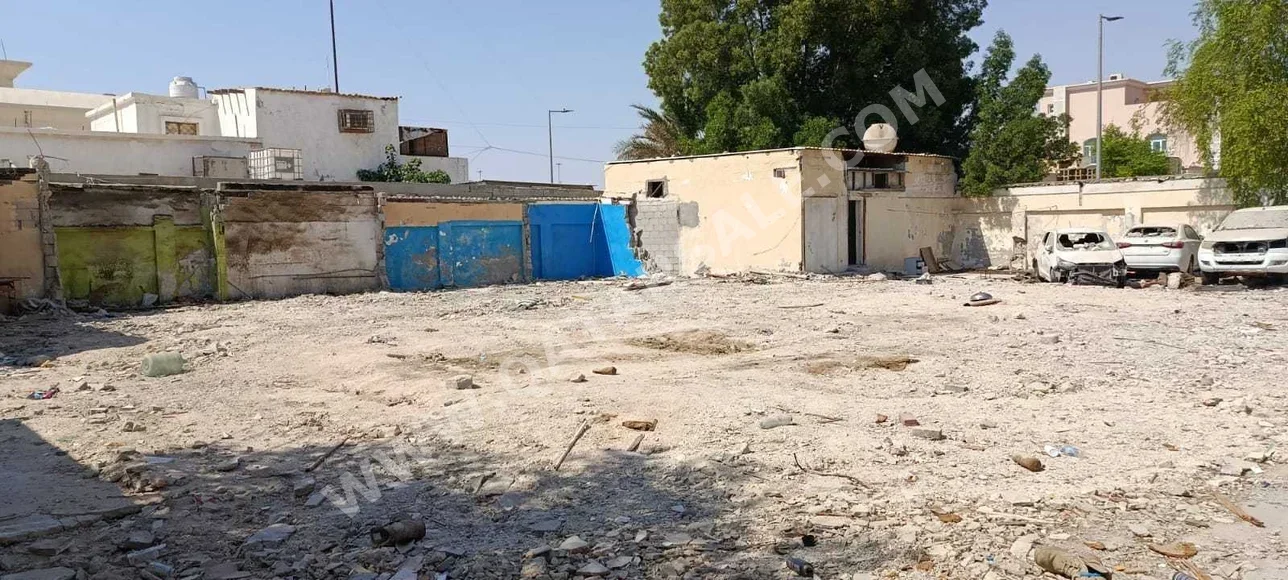 Lands For Sale in Doha  - Madinat Khalifa North  -Area Size 750 Square Meter