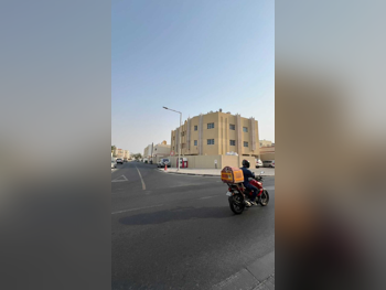 اراضي للبيع في الدوحة  - المطار  -المساحة 625 متر مربع