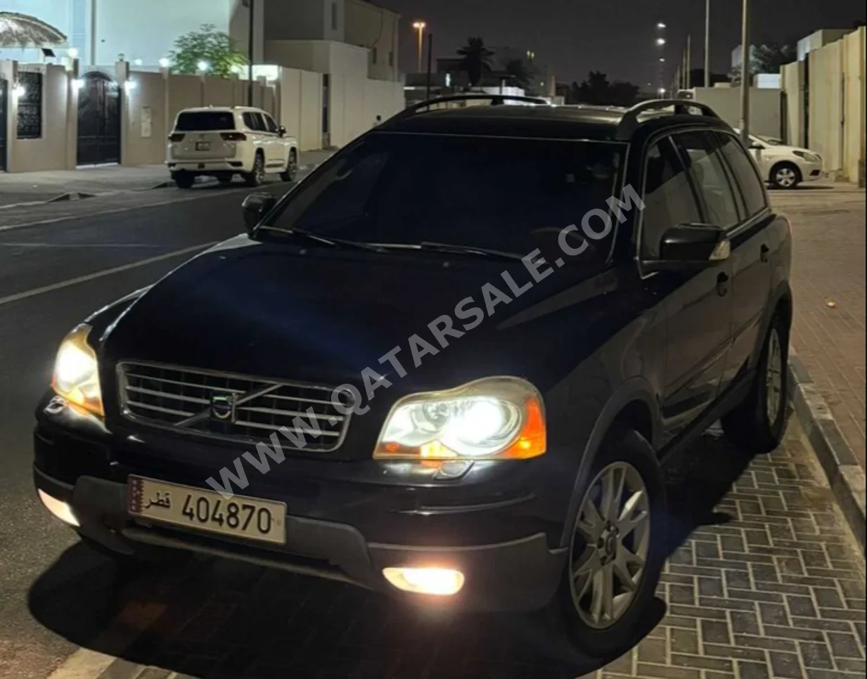 فولفو  اكس سي  90  2009  اوتوماتيك  205,000 كم  6 سلندر  اس يو في  اسود مطفي