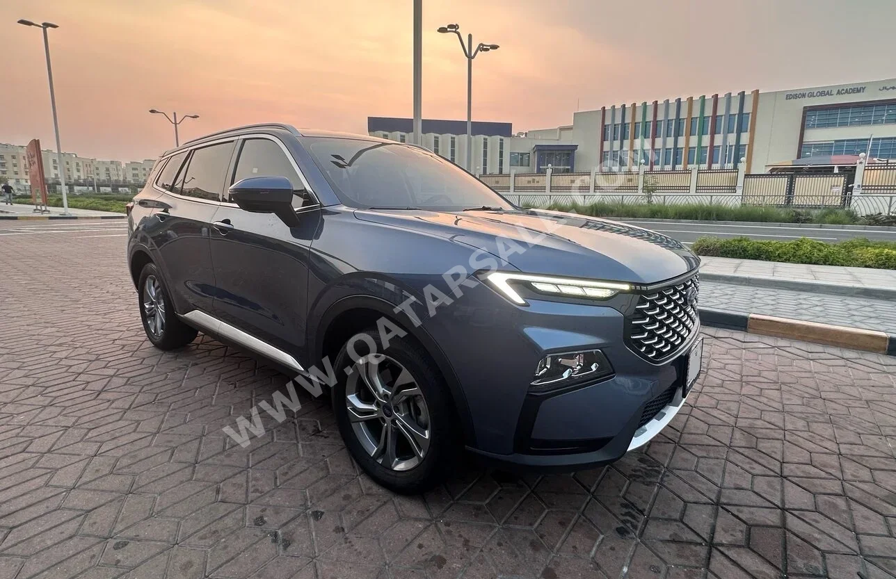 فورد تيريتوري تريند لاين 2024 اوتوماتيك 28,000 كم 4 سلندر سحب امامي اس يو في ازرق تحت الضمان