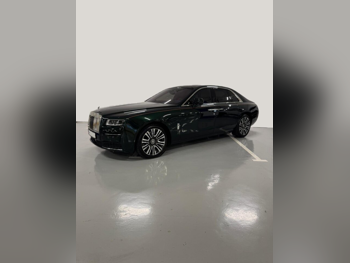 Rolls-Royce  Ghost  2022  Automatic  2,000 Km  12 Cylinder  All Wheel Drive (AWD)  Sedan  Green  With Warranty