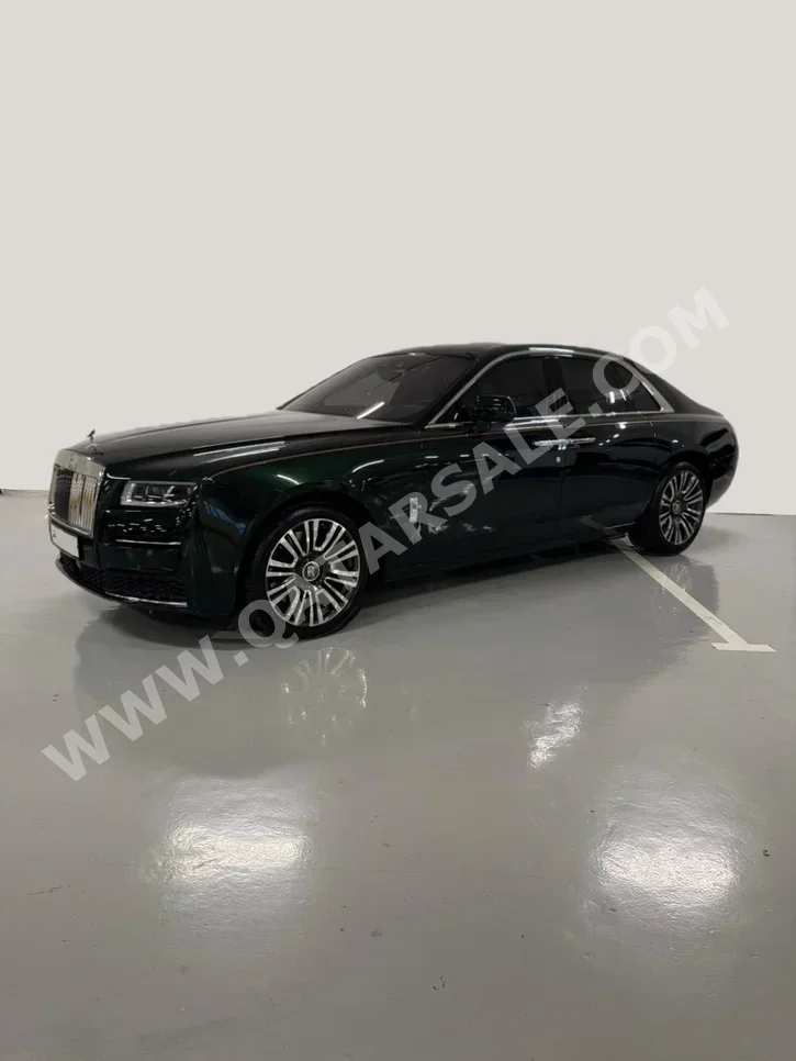 Rolls-Royce  Ghost  2022  Automatic  2,000 Km  12 Cylinder  All Wheel Drive (AWD)  Sedan  Green  With Warranty