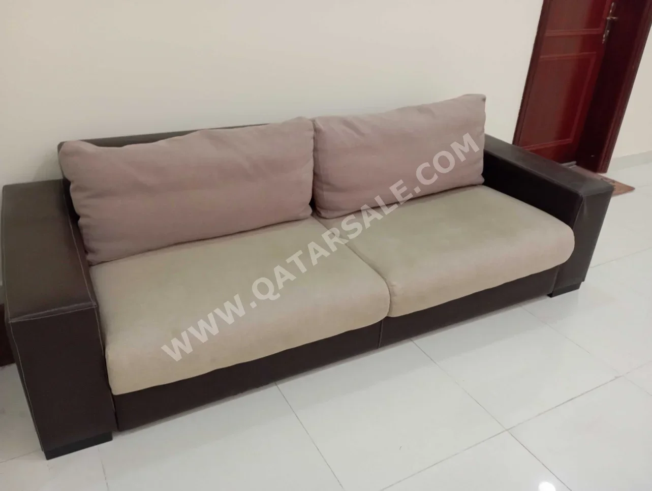 Sofas, Couches & Chairs 3-Seat Sofa  - Beige