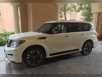 Nissan  Patrol  Nismo  2016  Automatic  161,000 Km  8 Cylinder  Four Wheel Drive (4WD)  SUV  White and Black