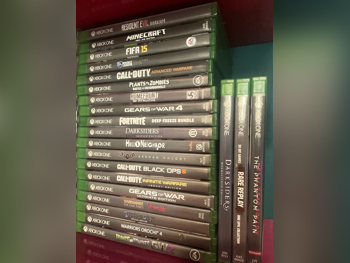 - Xbox One Video Games CDs