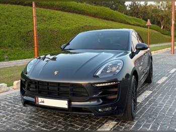 Porsche  Macan  GTS  2017  Automatic  69,000 Km  6 Cylinder  Four Wheel Drive (4WD)  SUV  Gray
