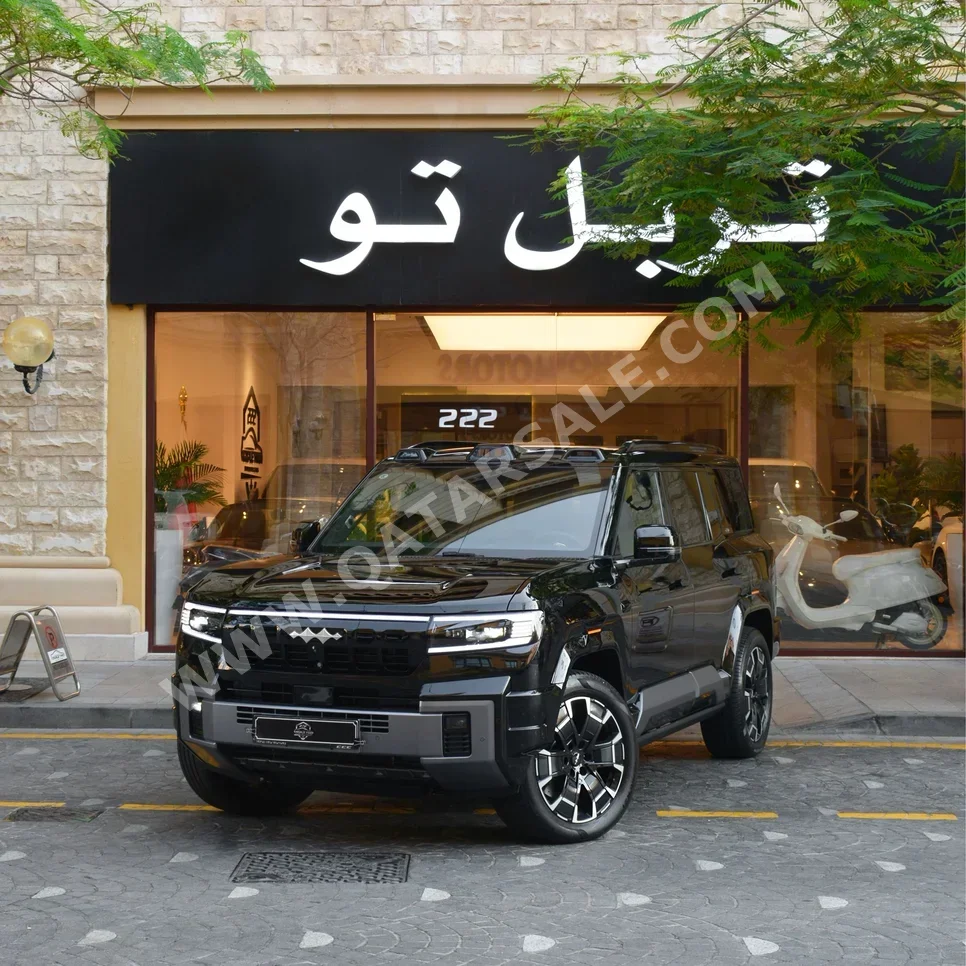 BYD  Leopard 8  Flagship  2025  Automatic  2,870 Km  4 Cylinder  Four Wheel Drive (4WD)  SUV  Black