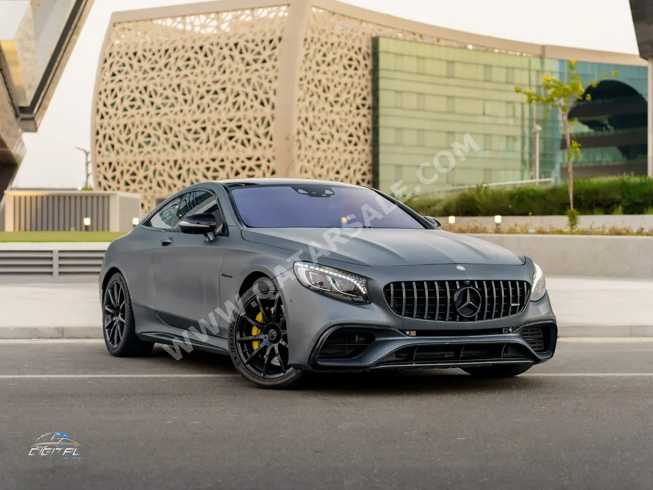 مرسيدس - بنز  اس - كلاس  63 AMG  2015  اوتوماتيك  176,000 كم  8 سلندر  دفع خلفي  كوبيه \ سبورت  رمادي مطفي