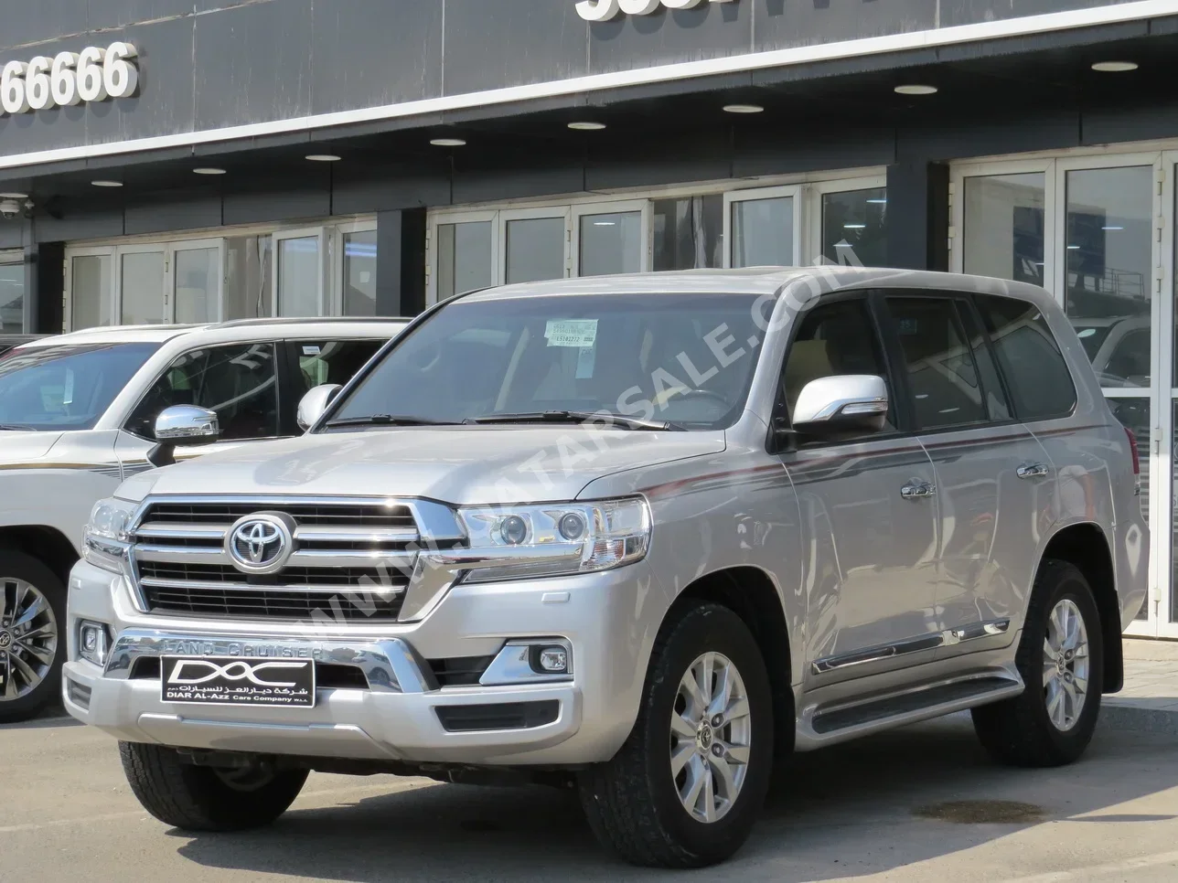 Toyota  Land Cruiser  GXR  2020  Automatic  60,000 Km  8 Cylinder  Four Wheel Drive (4WD)  SUV  Silver