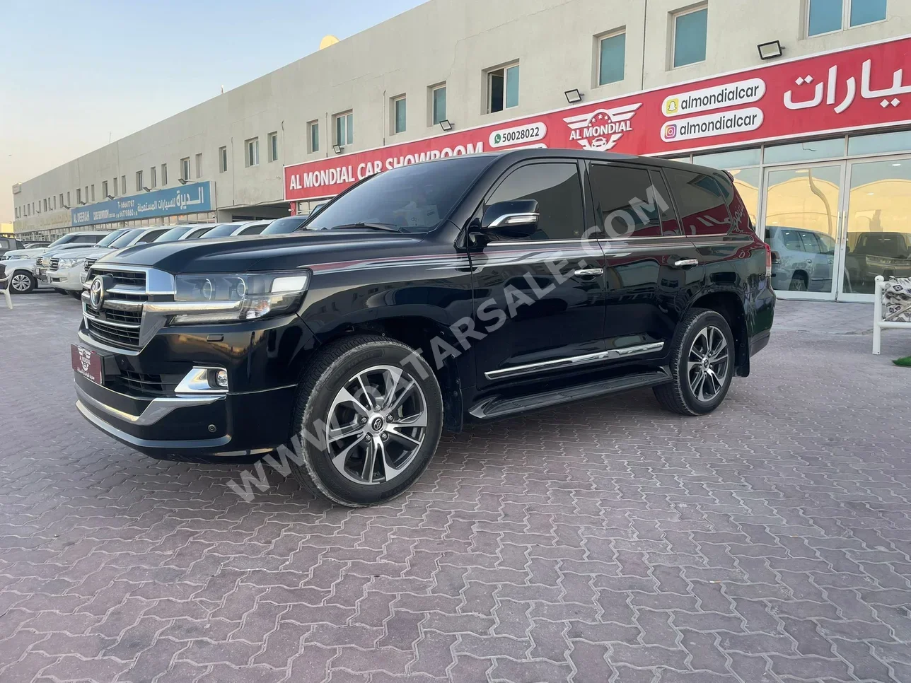 تويوتا  لاند كروزر  جي اكس ار - غراند تورينغ  2020  اوتوماتيك  220,000 كم  8 سلندر  دفع رباعي  اس يو في  أسود