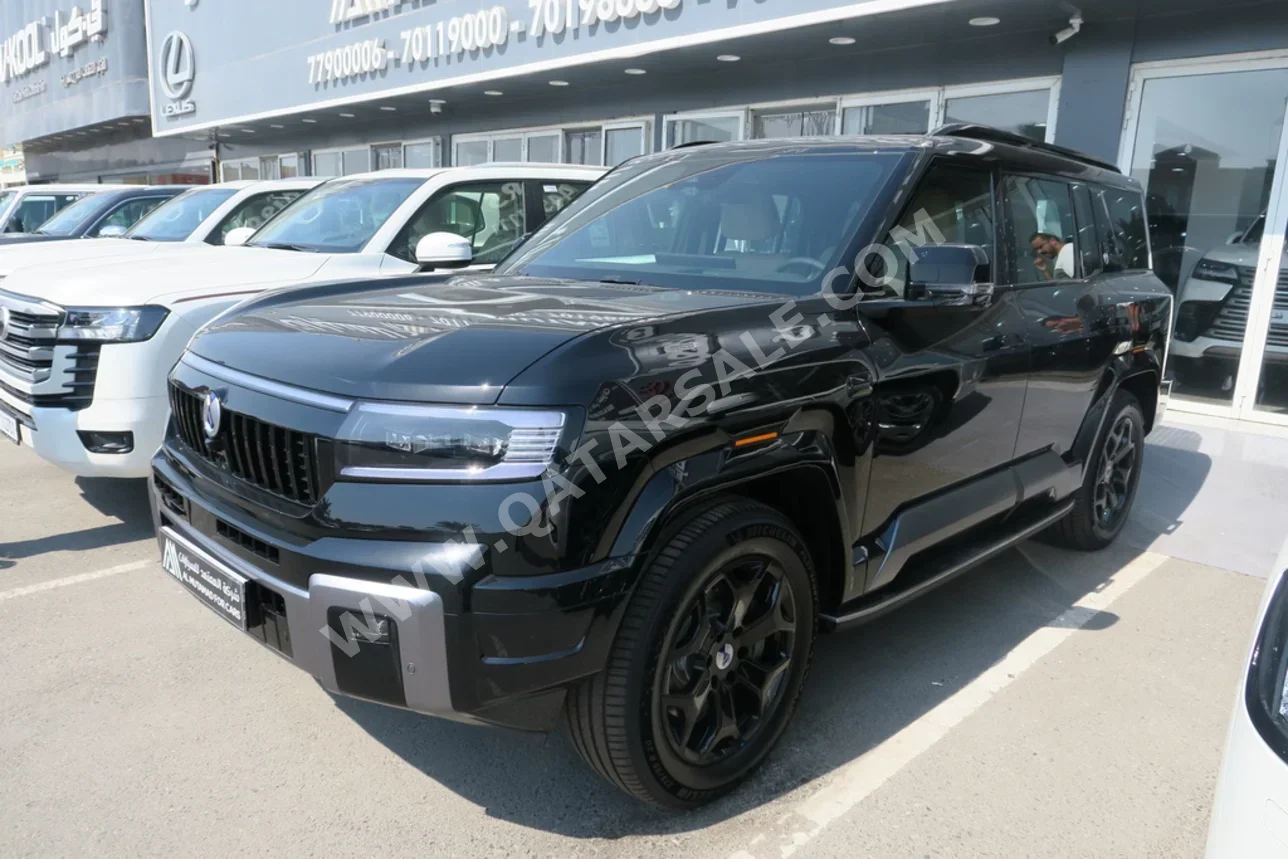 BYD  Denza  B 8  2026  Automatic  0 Km  4 Cylinder  Four Wheel Drive (4WD)  SUV  Black  With Warranty