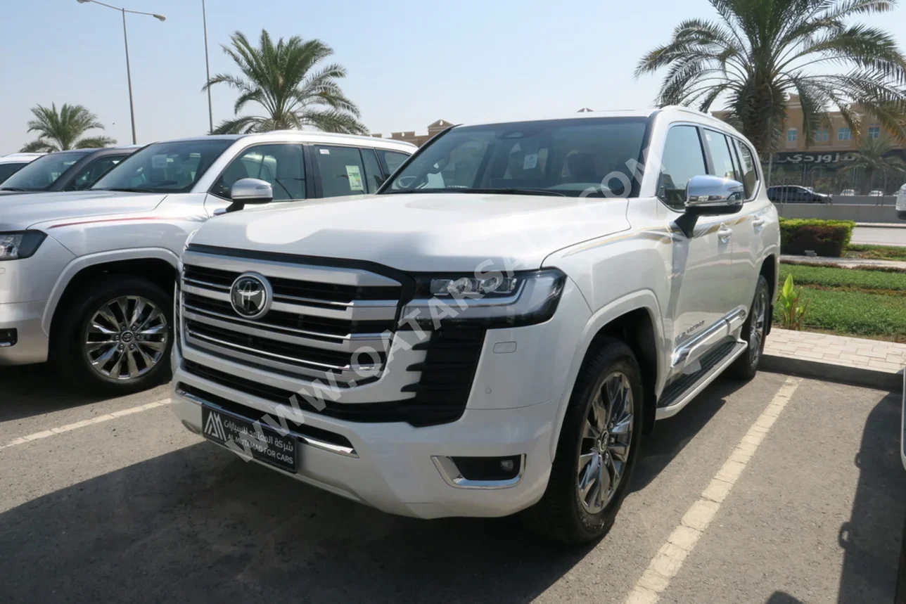 Toyota  Land Cruiser  VX  2025  Automatic  0 Km  6 Cylinder  Four Wheel Drive (4WD)  SUV  White  With Warranty
