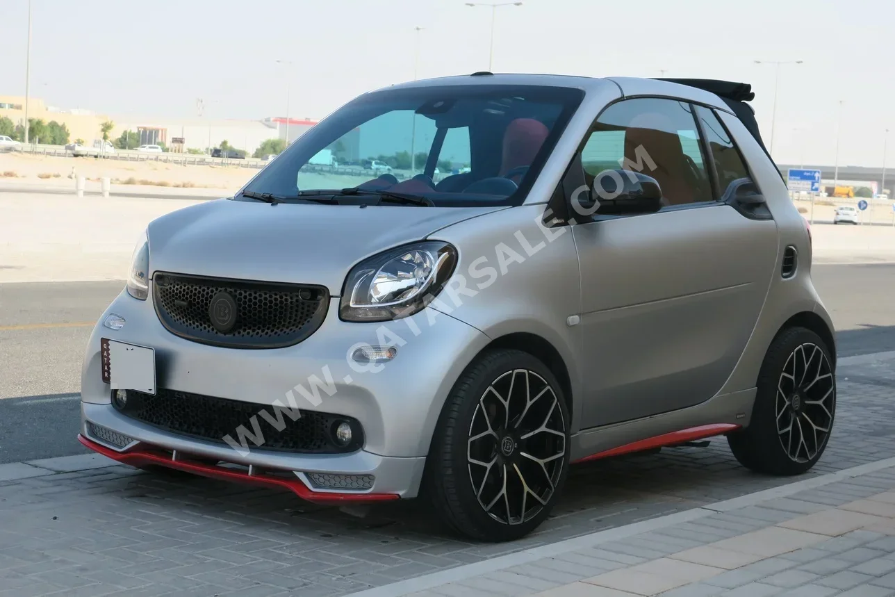 Smart  Brabus  2017  Automatic  86,000 Km  4 Cylinder  Front Wheel Drive (FWD)  Hatchback  Silver